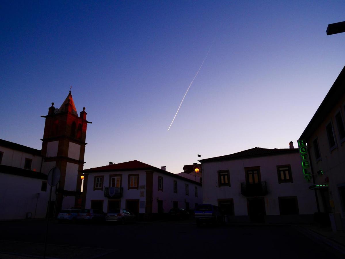 Hotel Trindade Coelho Mogadouro  Exterior photo