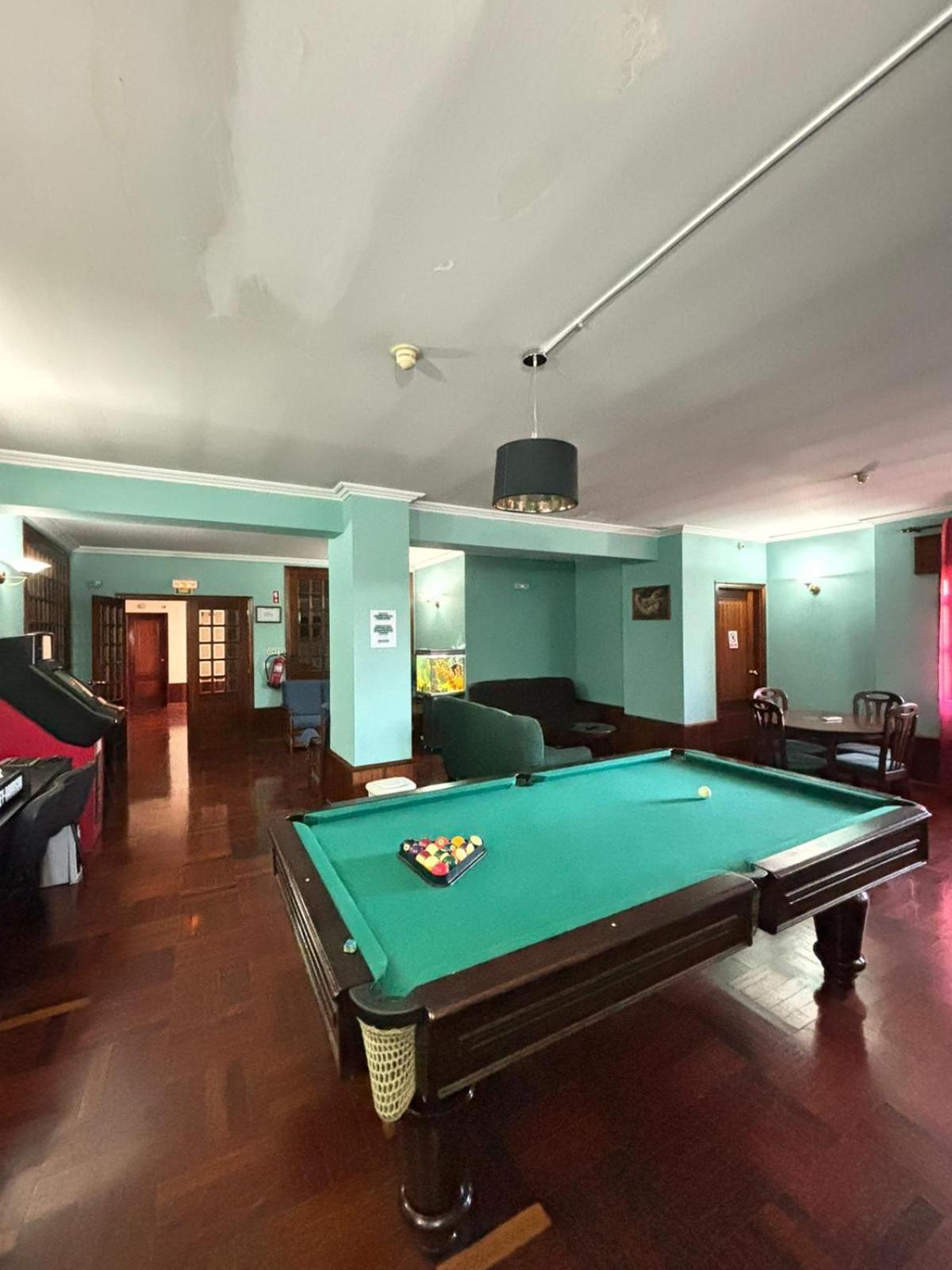 Hotel Trindade Coelho Mogadouro  Exterior photo