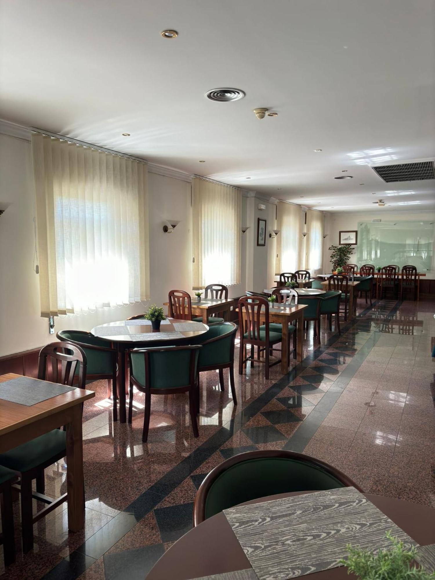 Hotel Trindade Coelho Mogadouro  Exterior photo